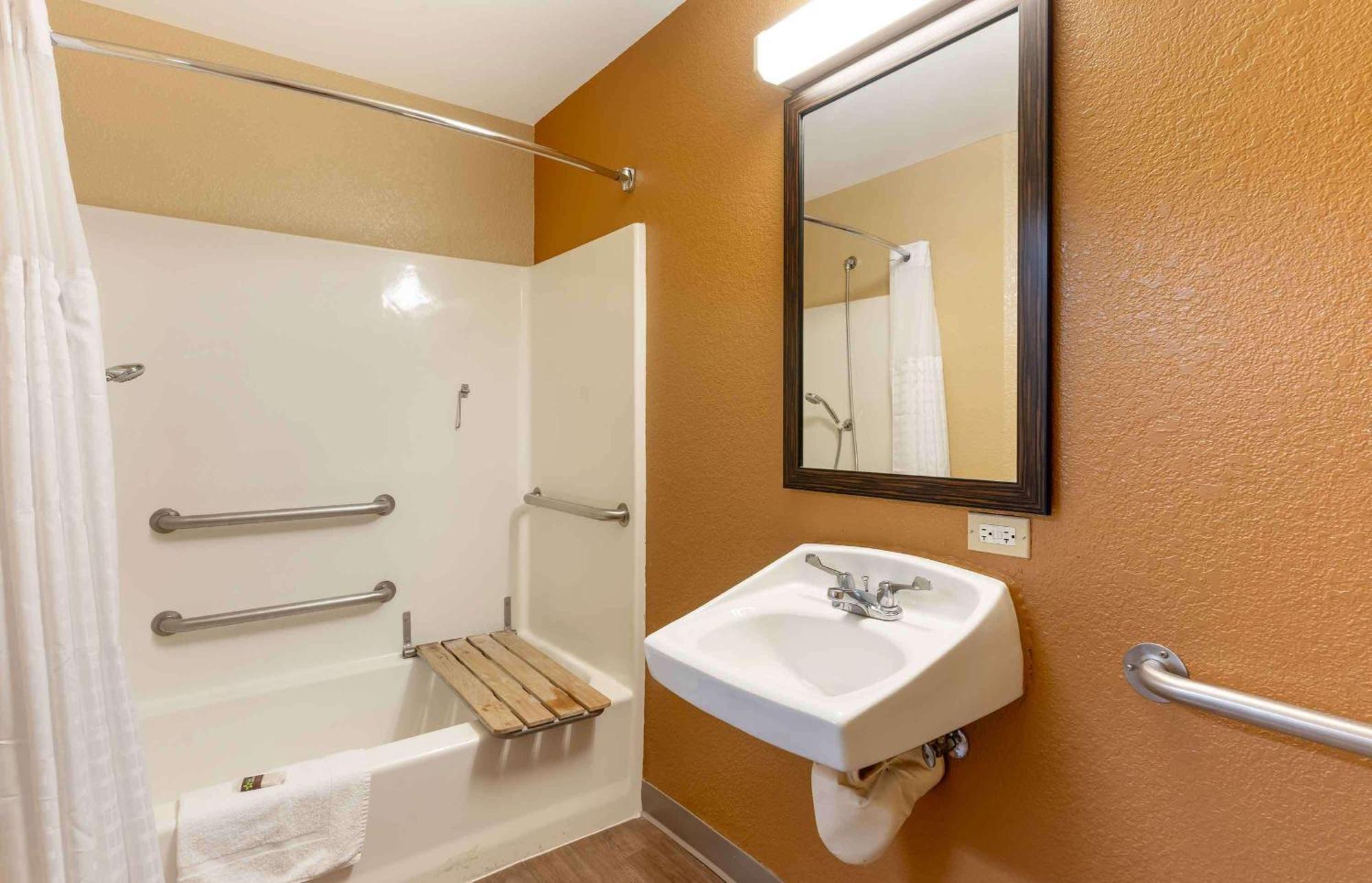 Extended Stay America Suites - Dublin - Hacienda Dr Exterior photo